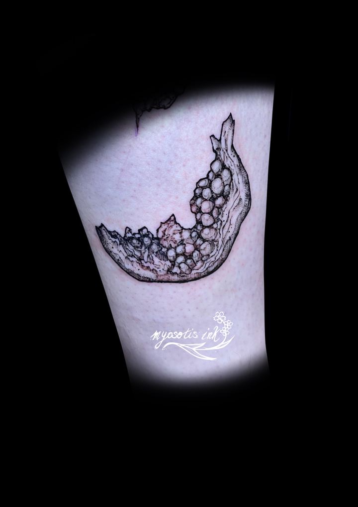 Tattoo von Luca: Granatapfel